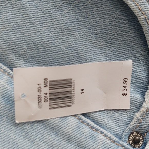 NWT Old Navy Denim Cut Off Shorts Size 14 - Picture 3 of 6